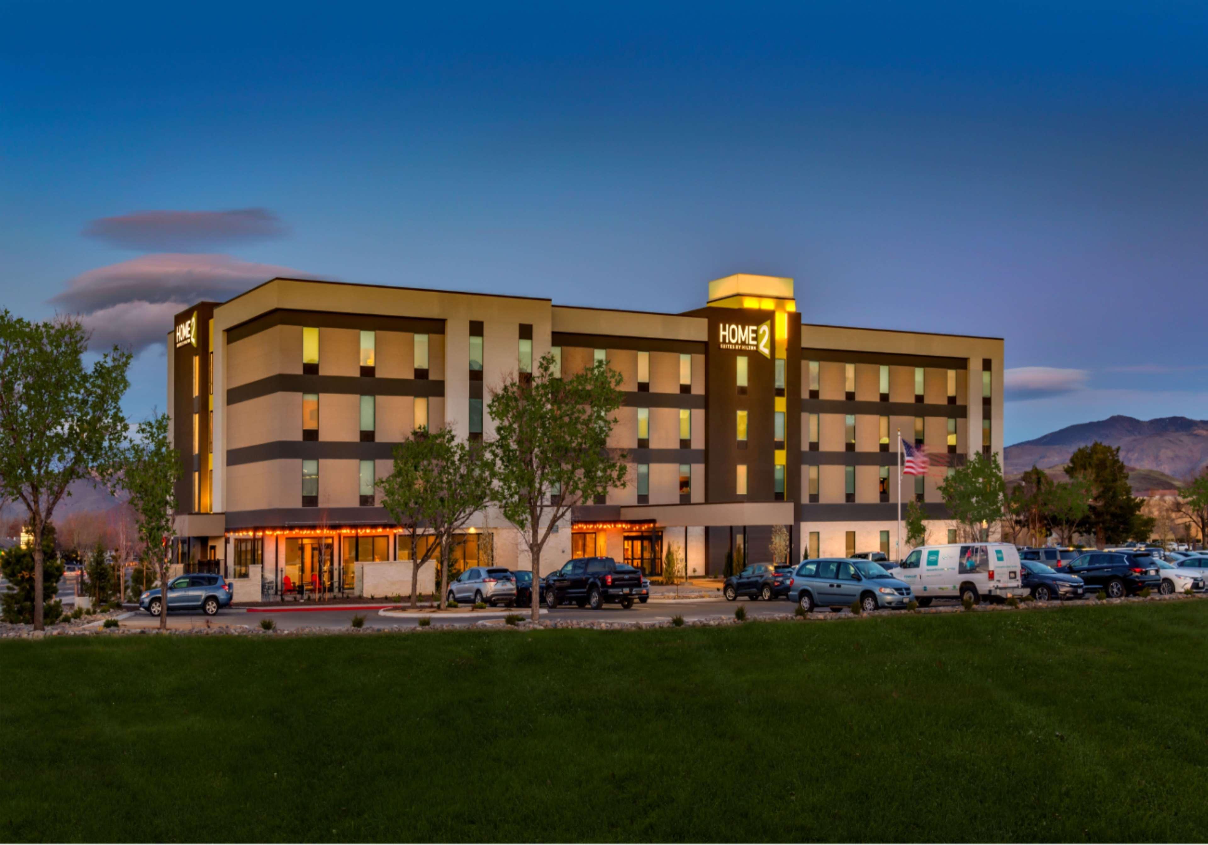 Home2 Suites By Hilton Рино Екстериор снимка